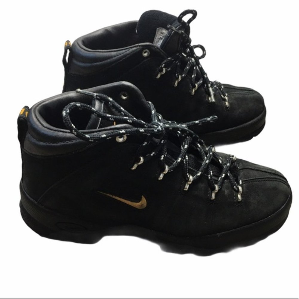 NIKE ACG Vintage Black Suede Hiking Boots 980810